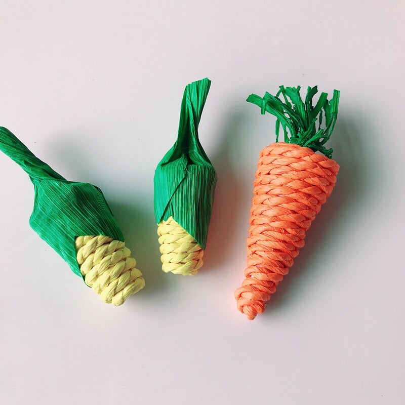 3-1Pcs-Carrot-Shaped-Rabbit-Hamster-Chew-Bite-Toys-Corn-Shaped-Rabbit-Hamster-Chew-Bite-Toys-3
